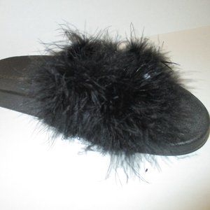 *FASHION NOVA Black Slippers 'Feather' Vamp Slip-Ons Flats